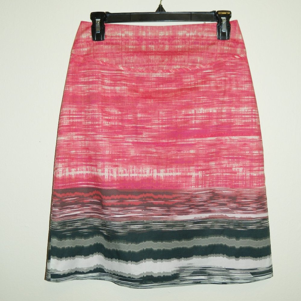 Tahari Pink/Grey Patterned Skirt